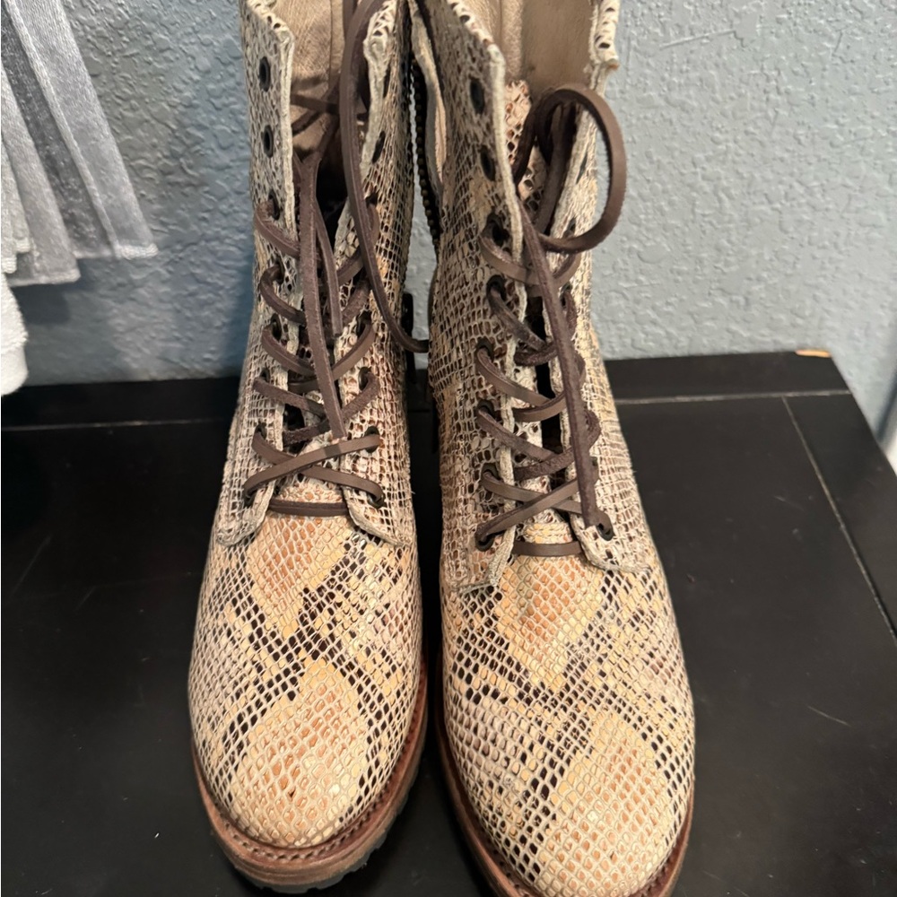 Freebird by Steven Snakeskin Ankle Boots - Picture 2 of 5